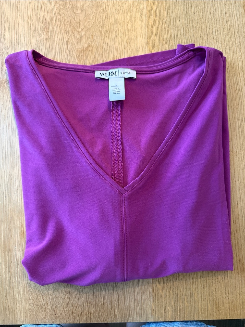 WHBM  V-Neck Top in Fuchsia Large Like New
